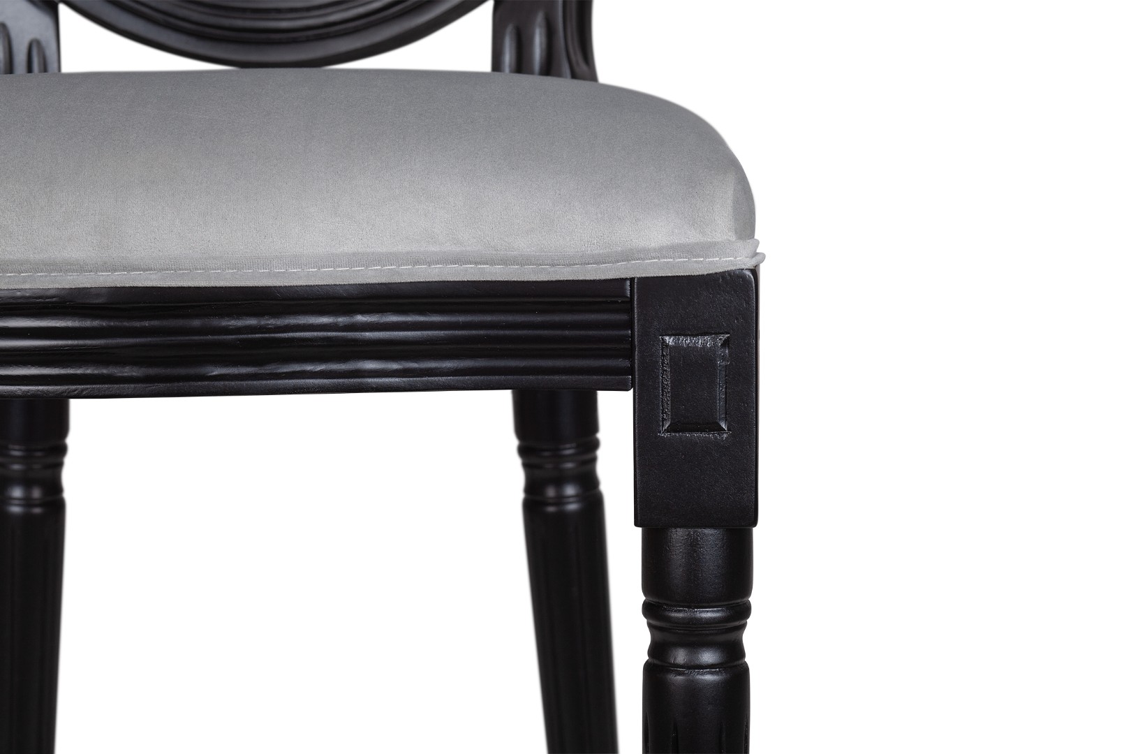 фото Стул для кафе Volker Memos Light Grey в интерьере в Москве фото Стул для кафе Volker Memos Light Grey в интерьере