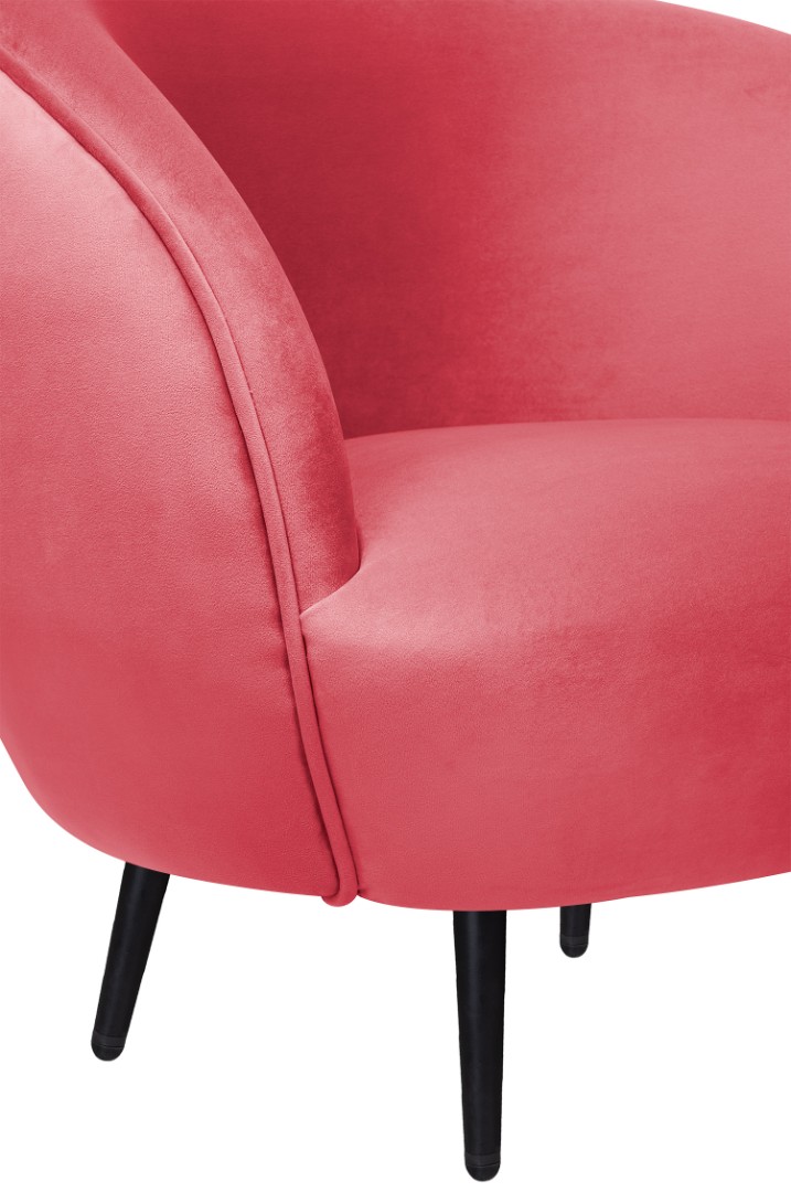 фото Мягкое кресло Small Benee Karmin на черных ножках в Москве фото Мягкое кресло Small Benee Karmin на черных ножках