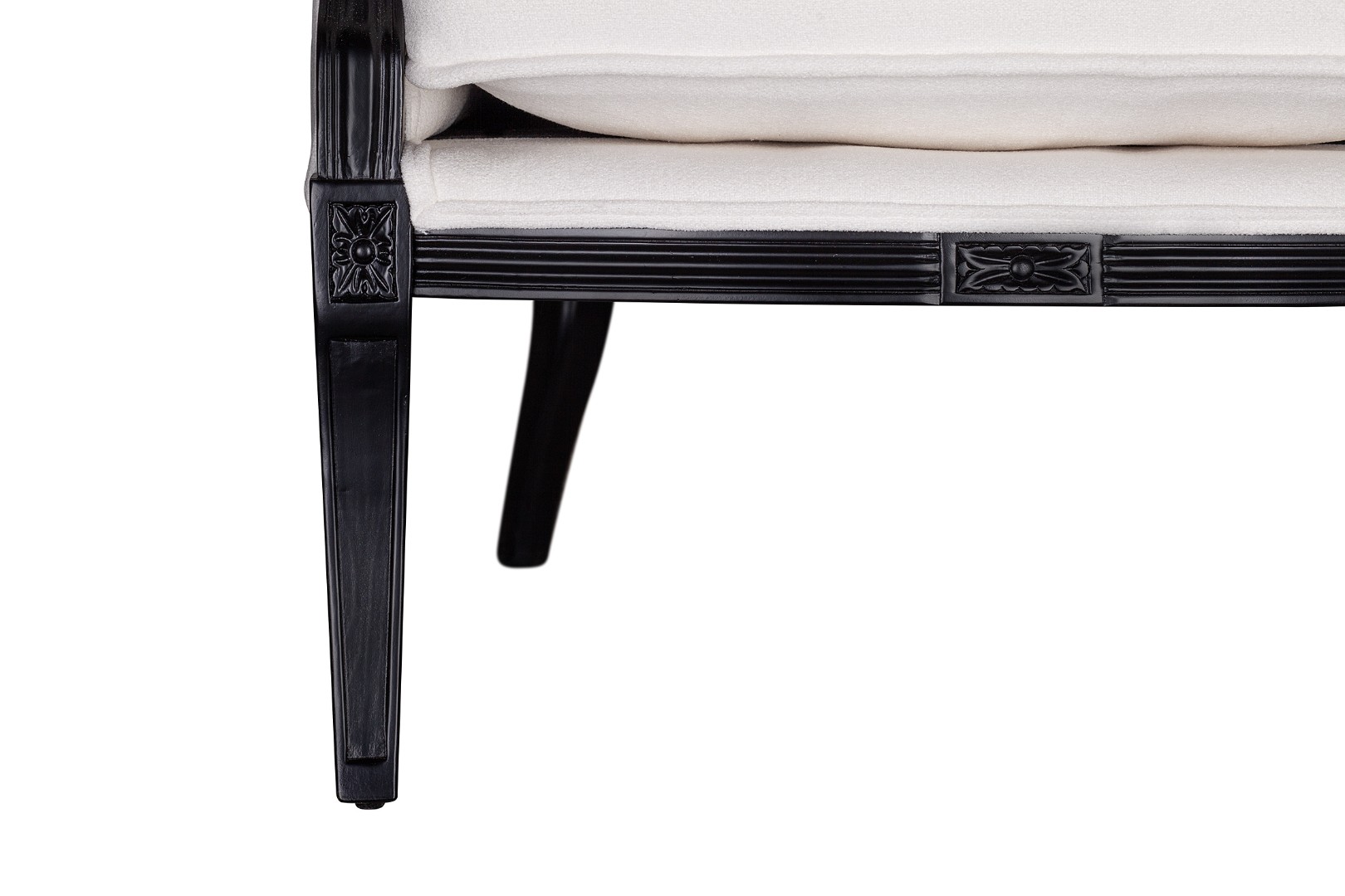 Мягкое полукресло с подлокотниками Tous white в интерьере в Москве Мягкое полукресло с подлокотниками Tous white в интерьере