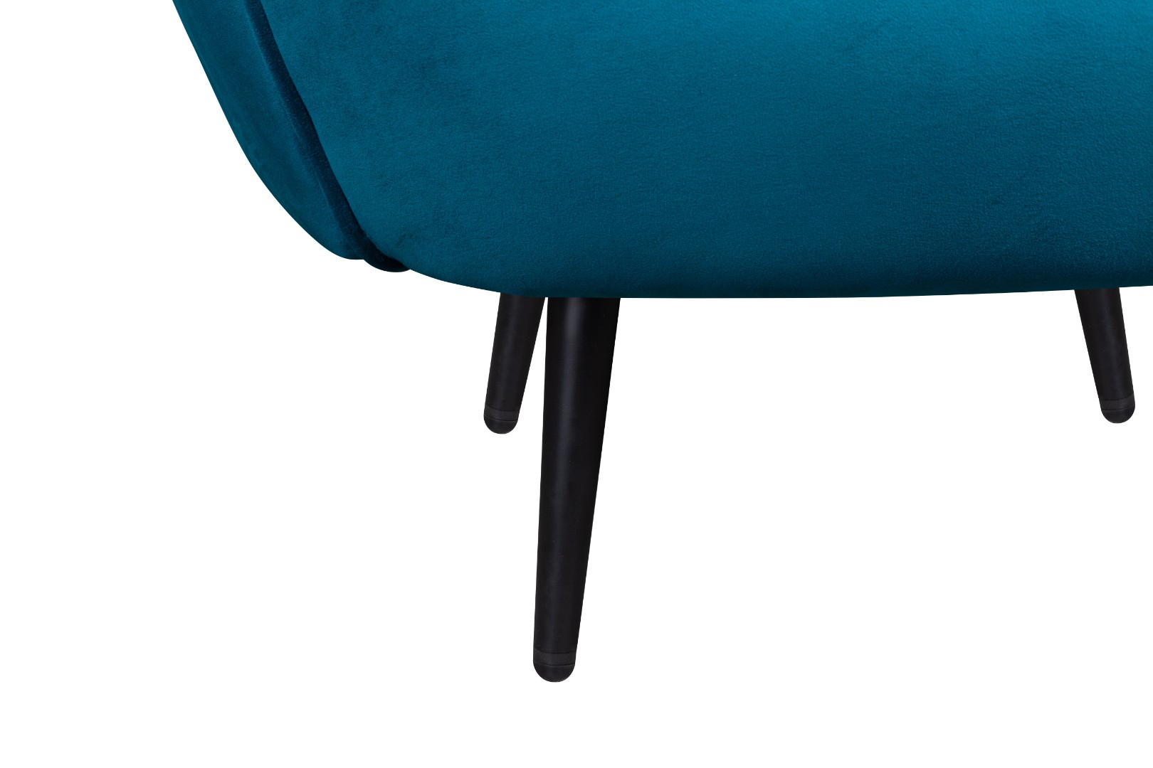 Кресло Benee Izumrud на черных ножках в интерьере в Москве Кресло Benee Izumrud на черных ножках в интерьере