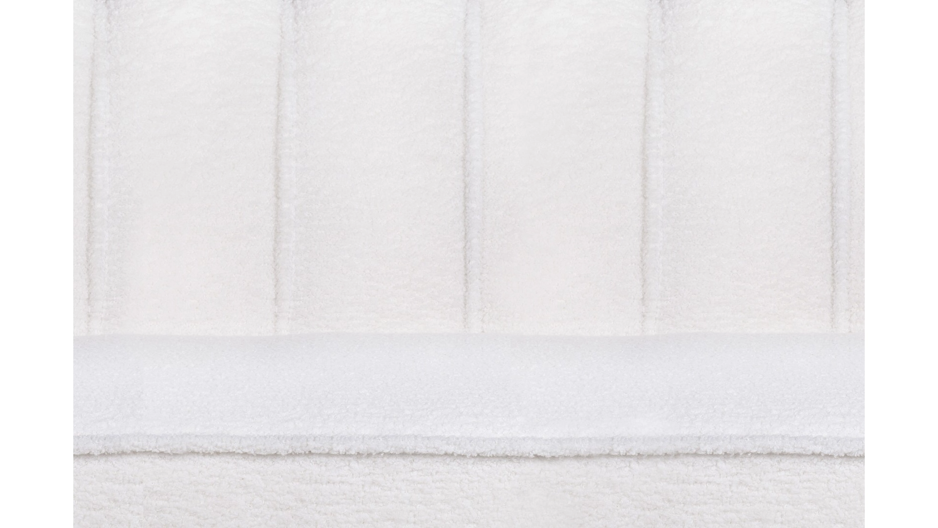 фото Комплект кресел и дивана ракушка Pearl Triple White Boucle
