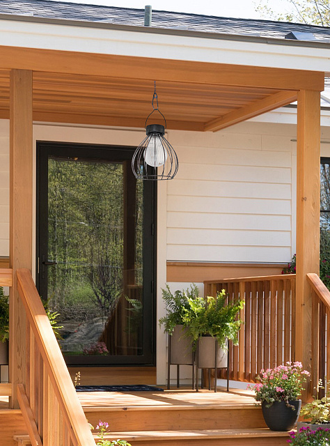 48682 Светильник на солнечной батарее