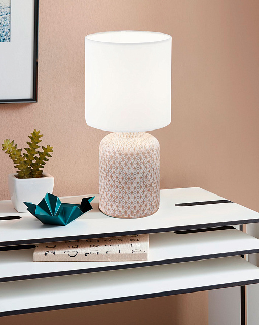 97773 Настольная лампа BELLARIVA