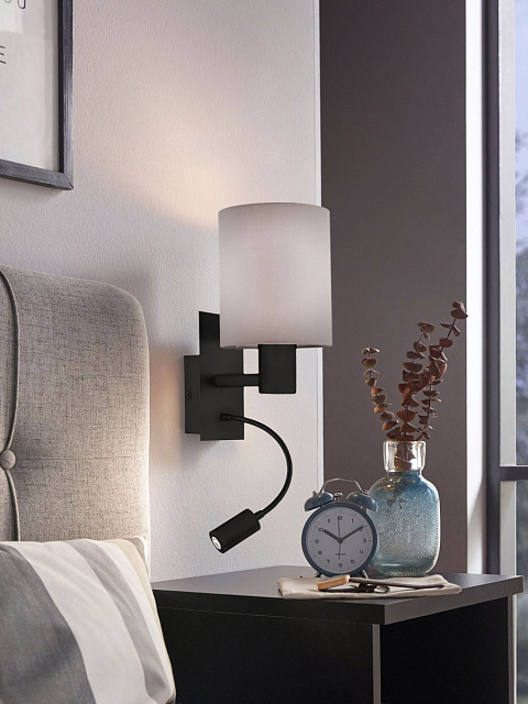 900701 Бра (настенный светильник) c лампой для чтения PASTERI