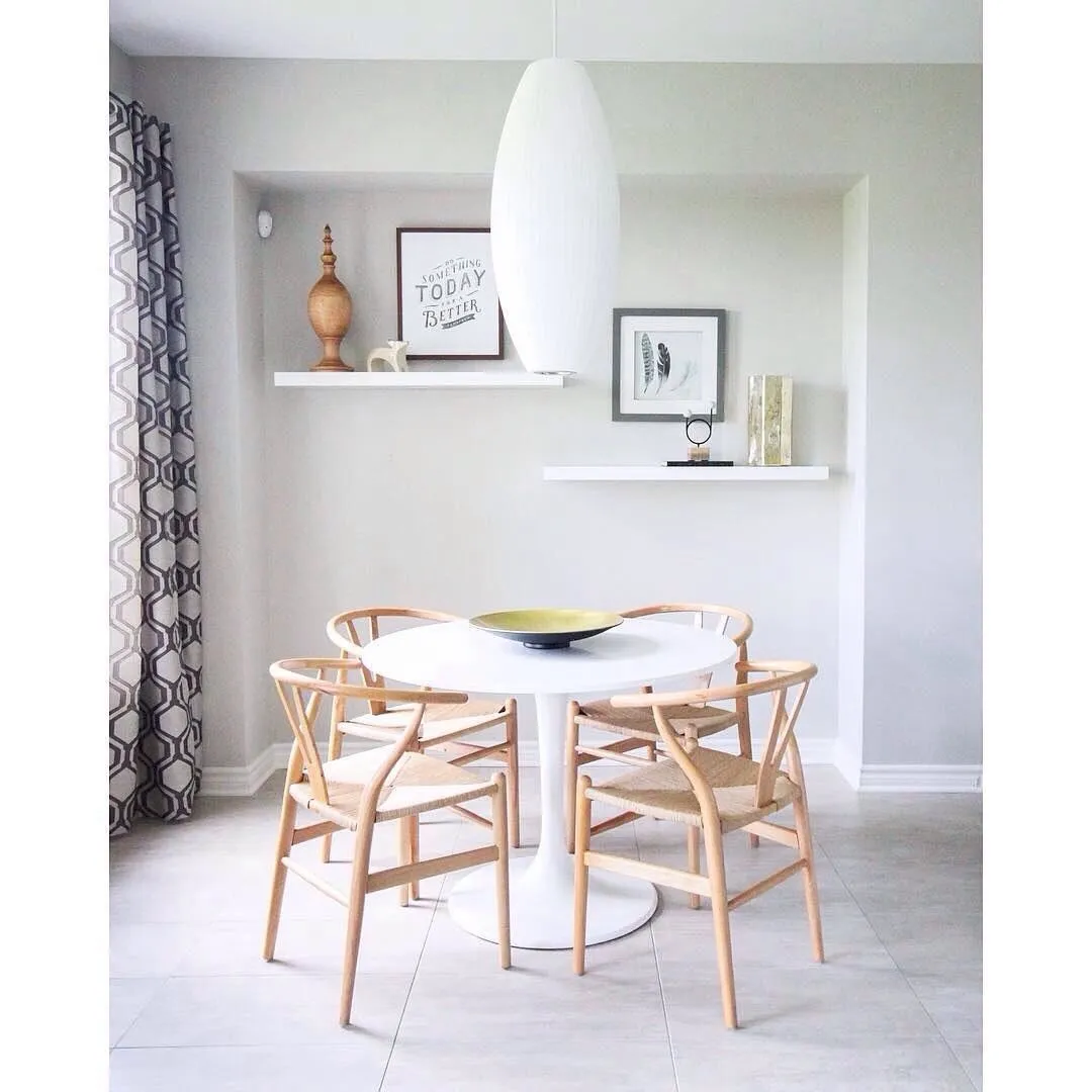 фото Стул Wishbone Classic в интерьере в Москве фото Стул Wishbone Classic в интерьере в Москве