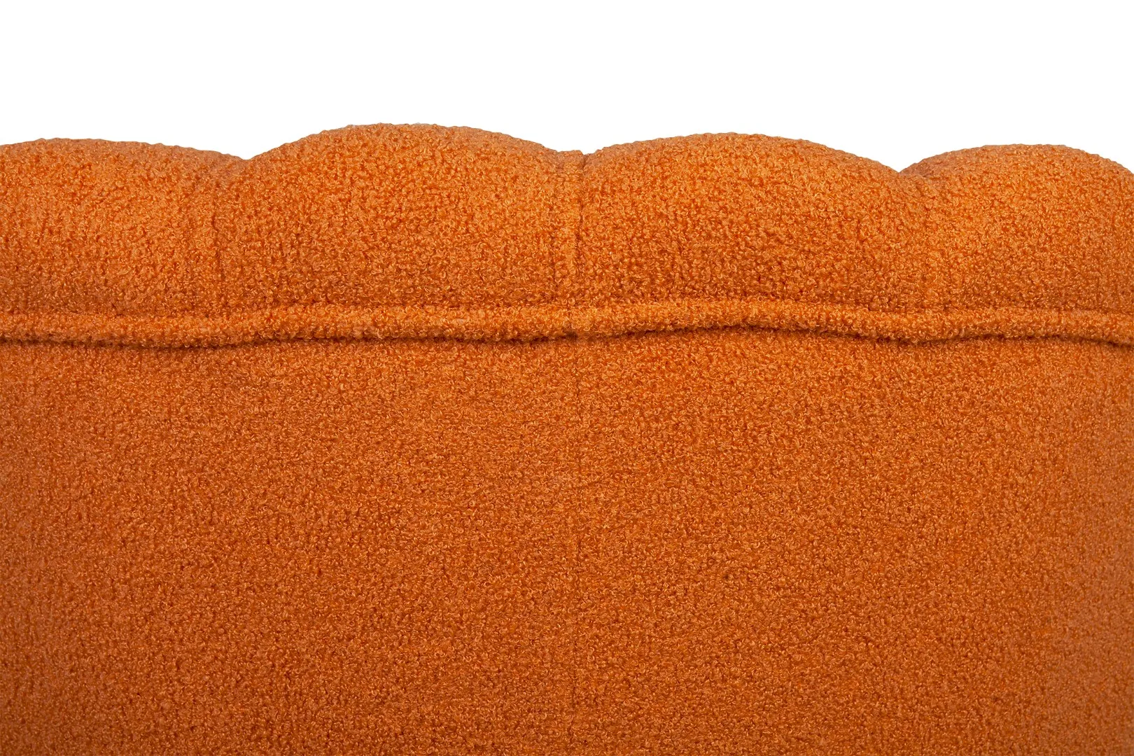 фото Низкое кресло ракушка Pearl Orange Boucle в Москве фото Низкое кресло ракушка Pearl Orange Boucle