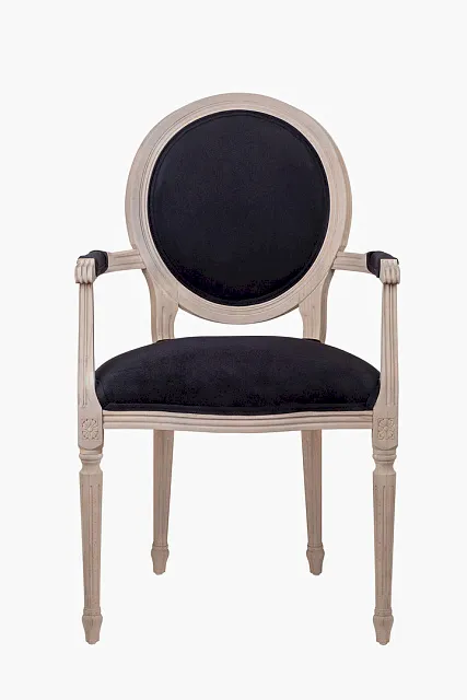 Мягкий стул с подлокотниками Delo Arm Black Velvet в Москве Мягкий стул с подлокотниками Delo Arm Black Velvet