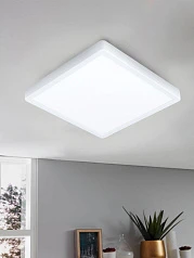 купить 99268 Светодиодный накладной светильник FUEVA 5, 20,5W (LED), 285х285, H28, 2400lm, 3000K, IP44, сталь в интернет-магазине