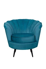 Кресло ракушка Pearl Marine на черных ножках в интерьере