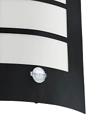 99568 Уличный настенный светильник CITY в интерьере