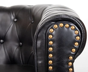 Кожаное кресло Karo Black V2 в интерьере