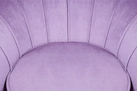 Низкое кресло Pearl Purple в интерьере